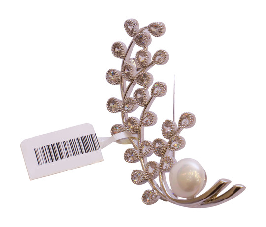 womens-brooch-65-silver-2957005.jpeg