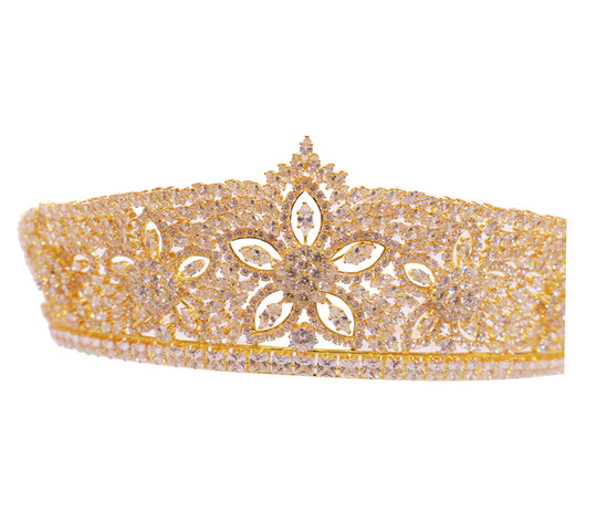 womens-crown-74-gold-5146864.jpeg