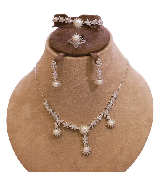 womens-jewelry-set-18-silver-2813931.jpeg