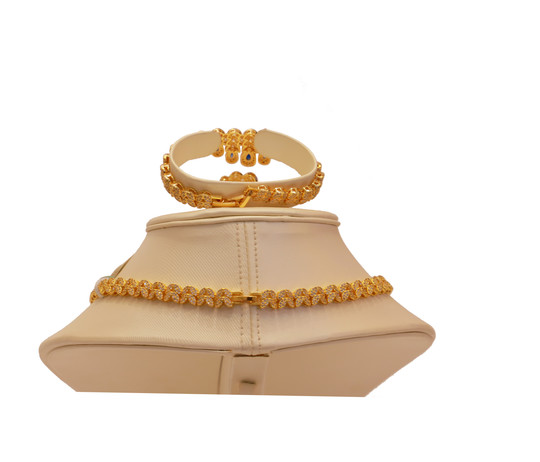 womens-jewelry-set-76-gold-5627835.jpeg