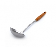 Ss serving ladle w/wood handle 35cm