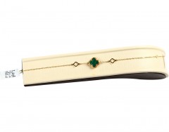 Gold Bracelet in 18K. Inspired by Vancleef Design.