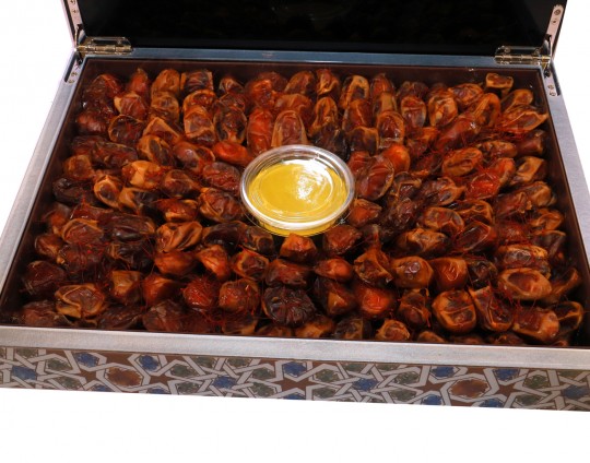 premium-omani-dates-stuffed-nuts-3122kg-2040115.jpeg