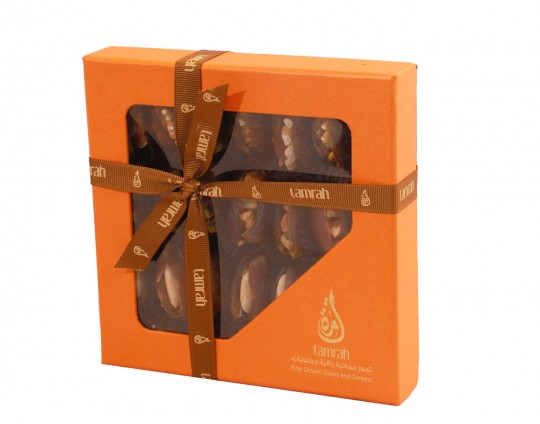 premium-omani-dates-stuffed-nuts-299g-7166912.jpeg