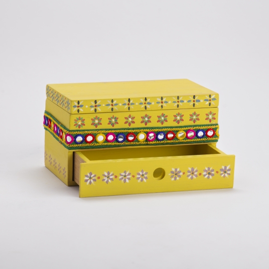 omani-jewellery-box-7299526.jpeg