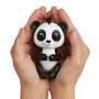 wow-wee-fingerlings-baby-panda-chong-drew-8437997.jpeg